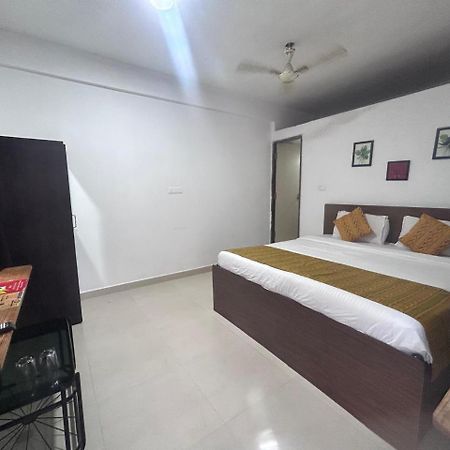 Hotel Baga Place Экстерьер фото